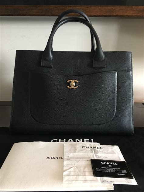 chanel executive tote 2017